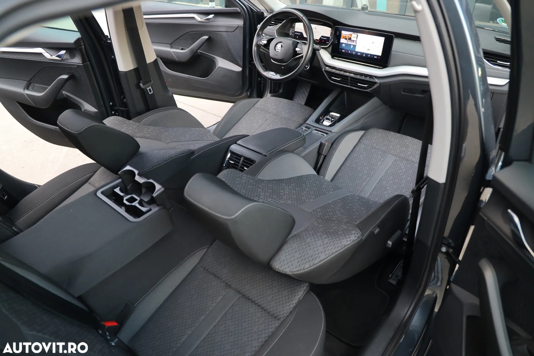 Skoda Octavia 2.0 TDI DSG Style - 8