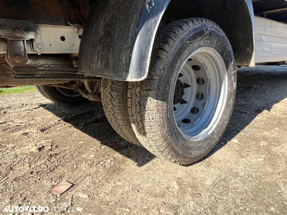 Ford Transit - 13