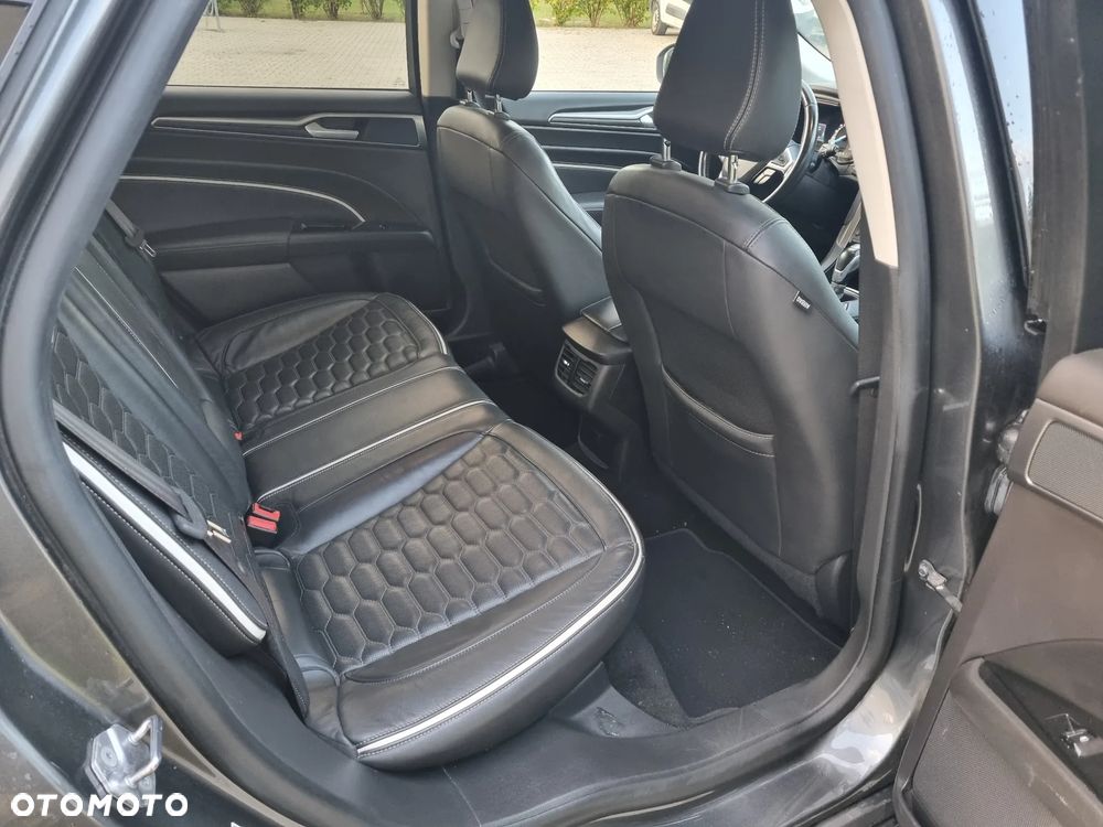 Ford Mondeo SW 2.0 Hybrid Vignale Plus - 15