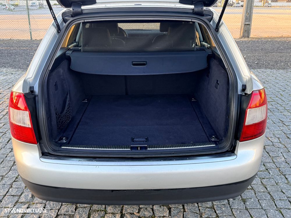 Audi A4 Avant 1.9 TDI - 9