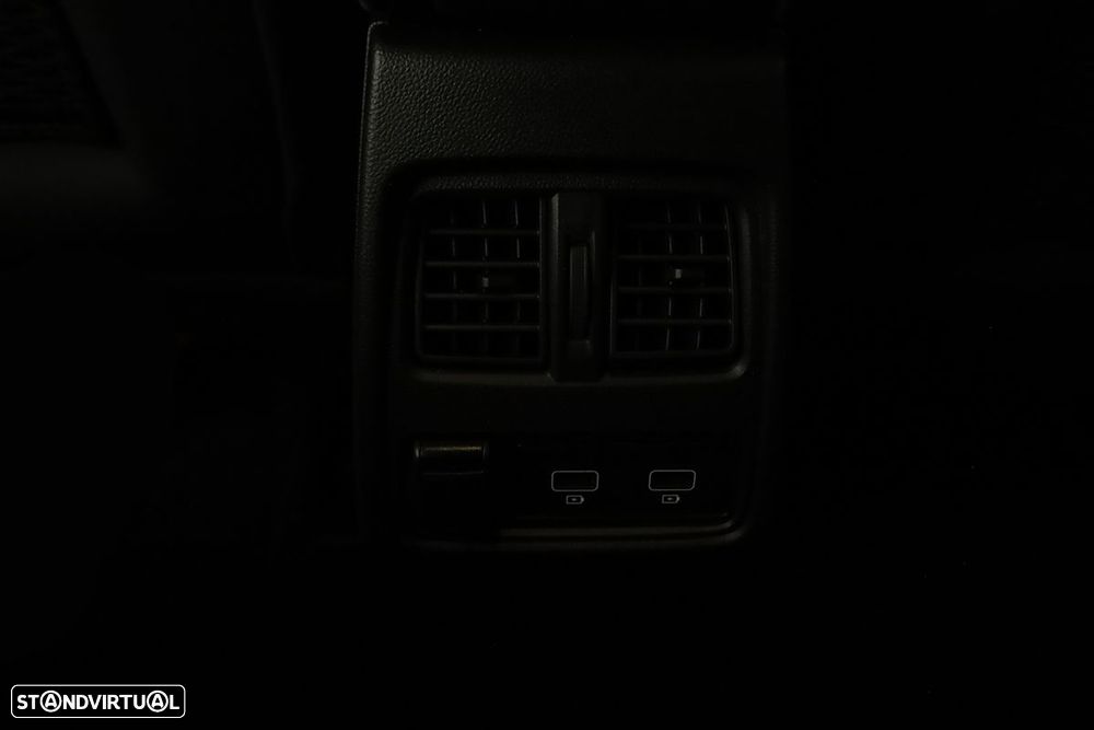 Renault Captur 1.0 TCe Techno Bi-Fuel - 25