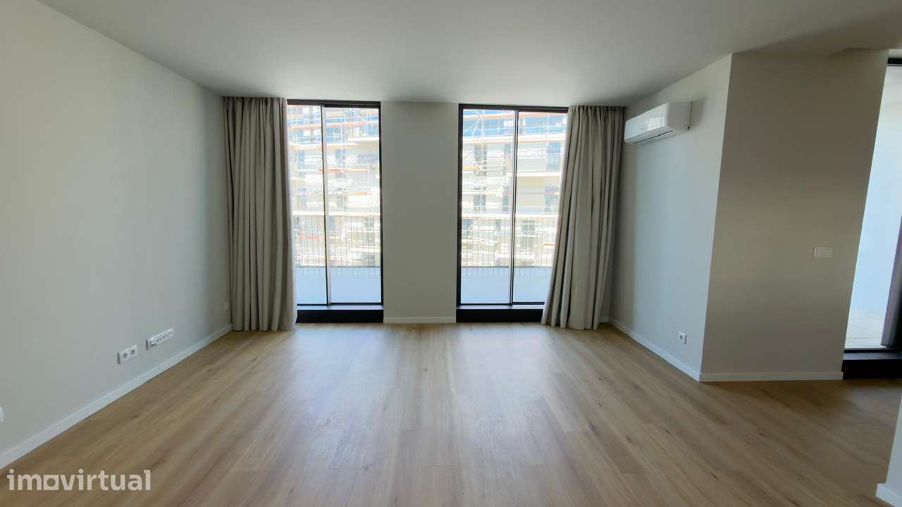 Arrendamento - S1 Smart com Varanda e Lugar de Garagem - Grande imagem: 3/27