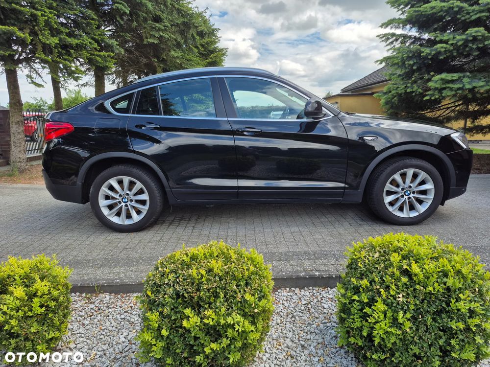 BMW X4 xDrive20d Advantage - 8
