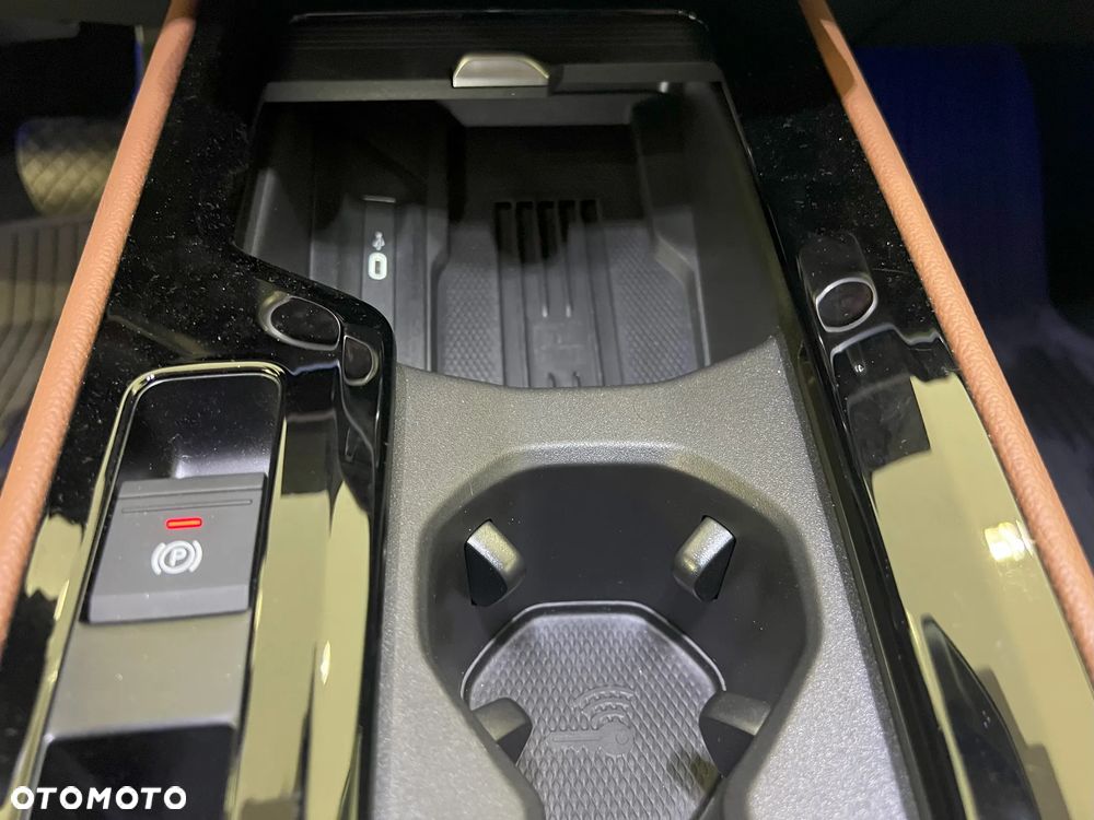 Skoda Superb 2.0 TDI SCR 4x4 L&K DSG - 28