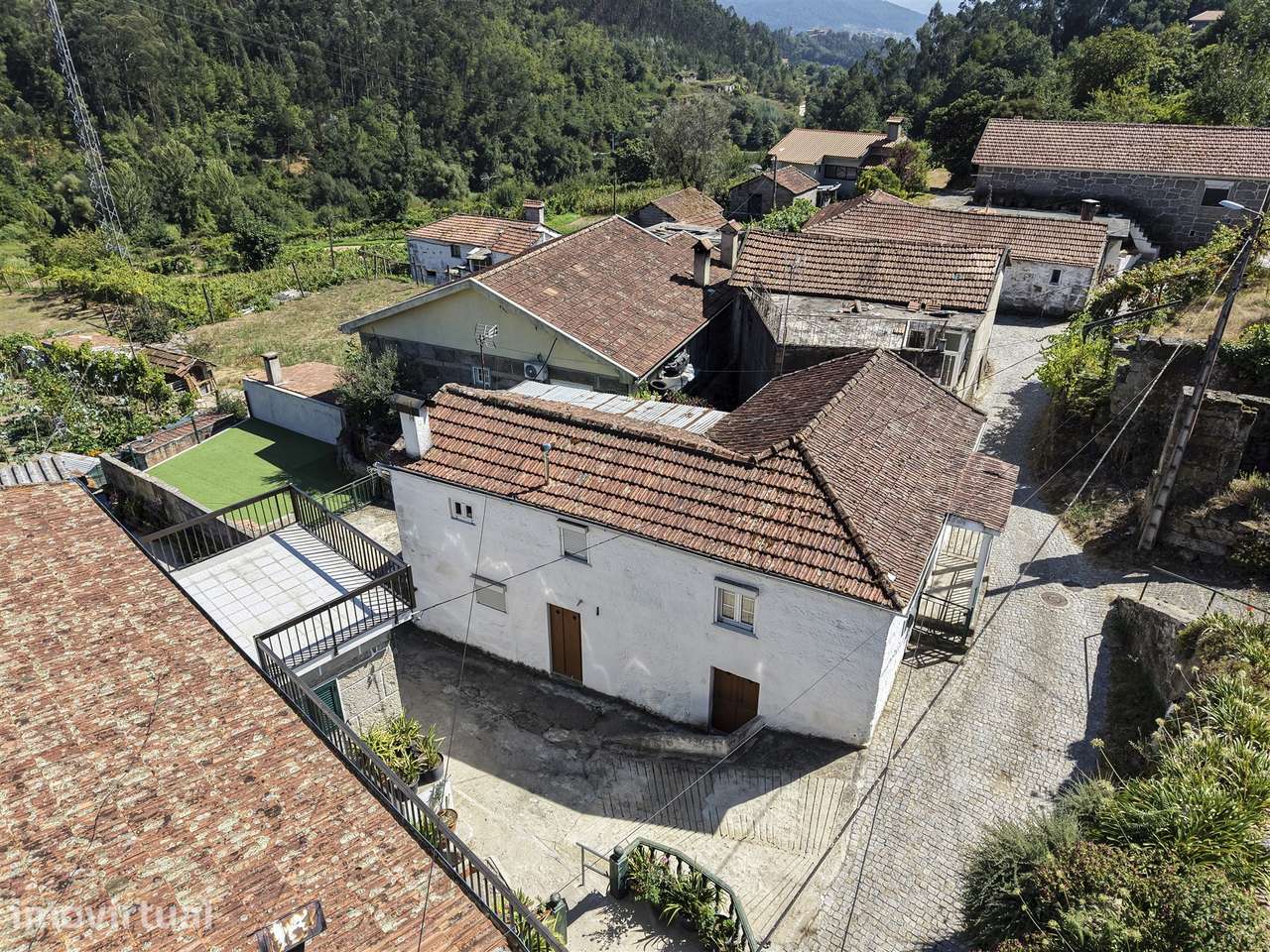 Moradia T3 Venda em Souselo,Cinfães - Grande imagem: 2/31