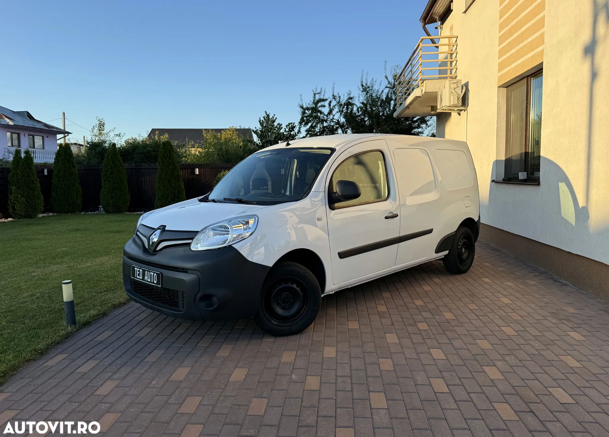 Renault Kangoo BLUE dCi 95 Intens - 1
