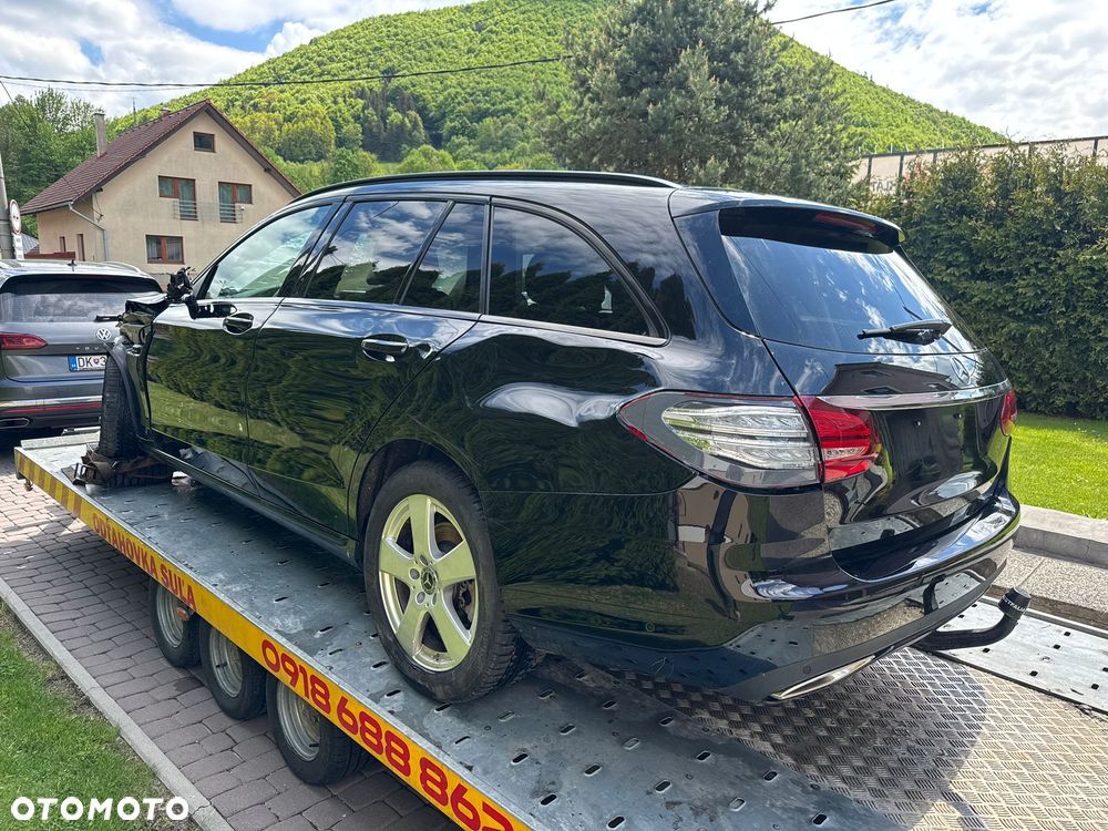 Mercedes-Benz Klasa C 400 4Matic 9G-TRONIC Edition - 8