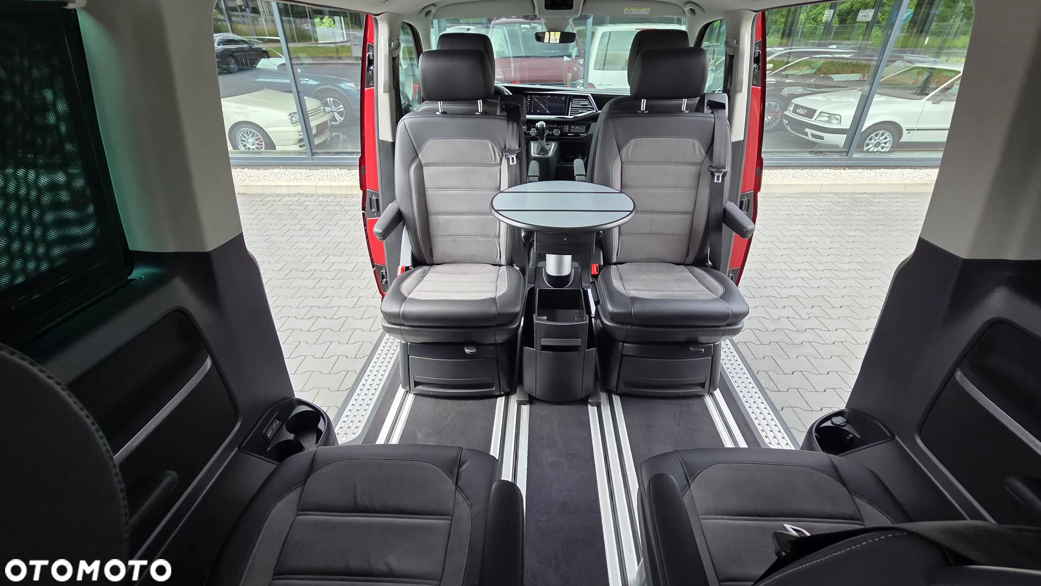 Volkswagen Multivan 6.1 2.0 TDI L1 Highline 4Motion DSG - 24