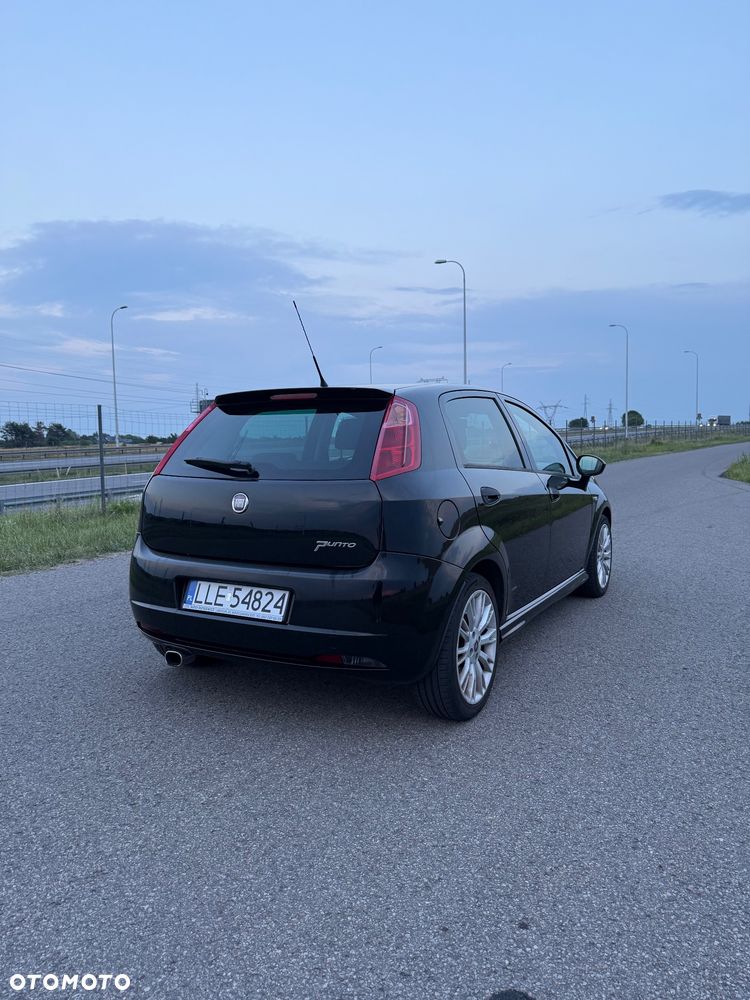 Fiat Grande Punto - 6