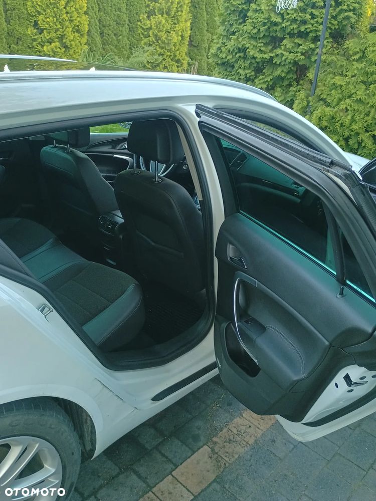 Opel Insignia - 10