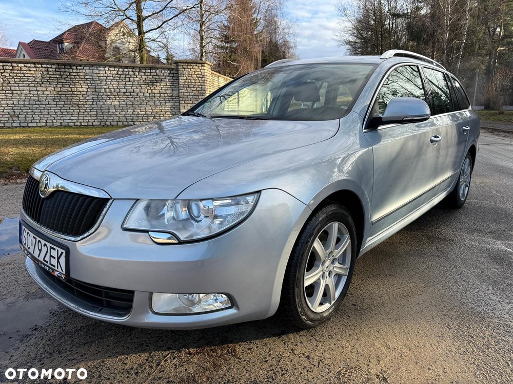 Skoda Superb 2.0 TDI Platinum - 2