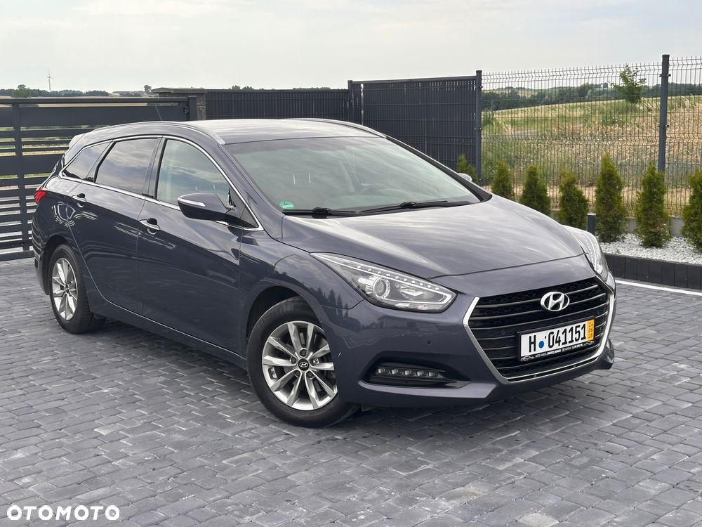 Hyundai i40 Kombi blue 1.7 CRDi Classic - 2