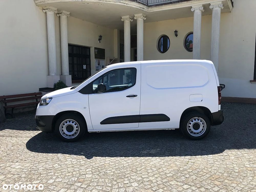 Toyota Proace City - 8