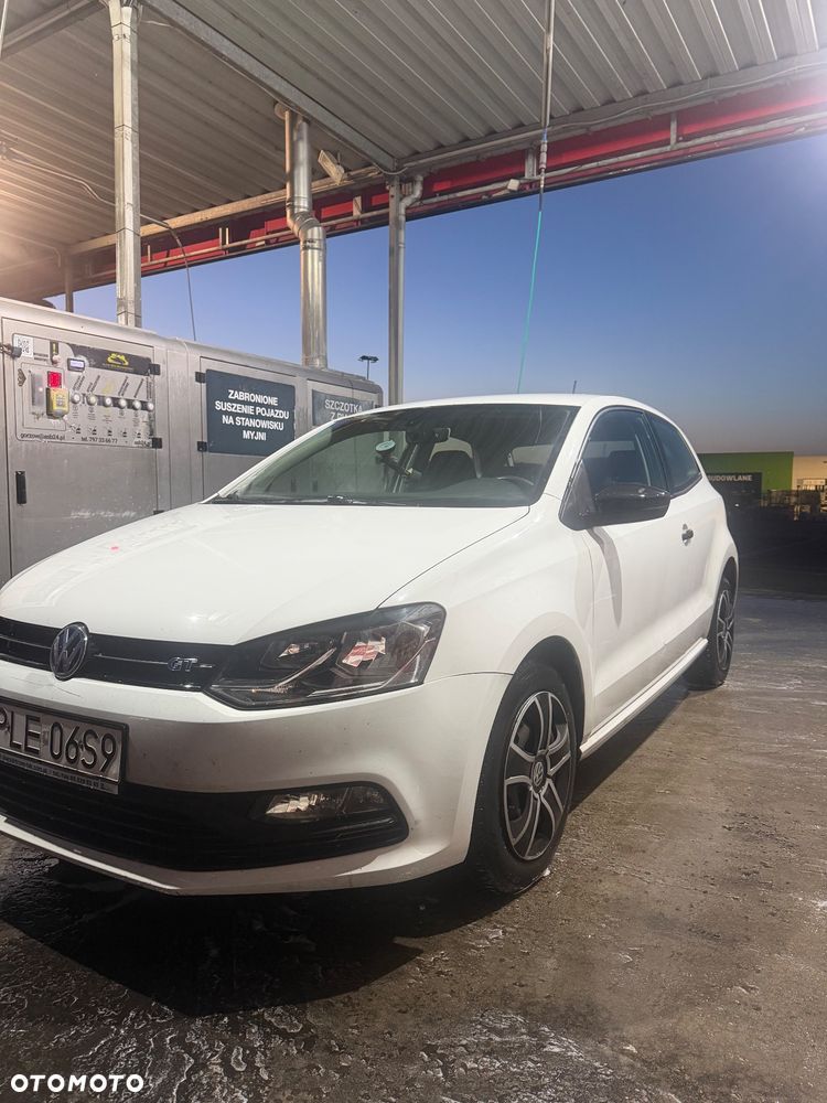 Volkswagen Polo 1.4 TDI Comfortline - 2