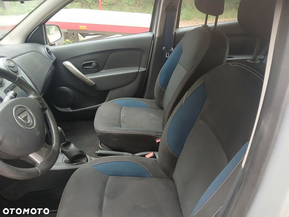 Dacia Sandero 1.2 16V Celebration - 7