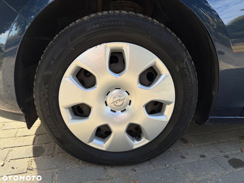 Opel Astra - 25