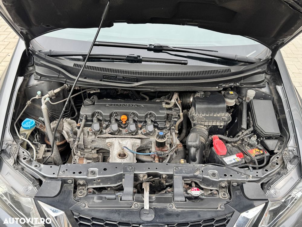 Honda Civic 1.8 i-VTEC MT Elegance Winter Pack - 16