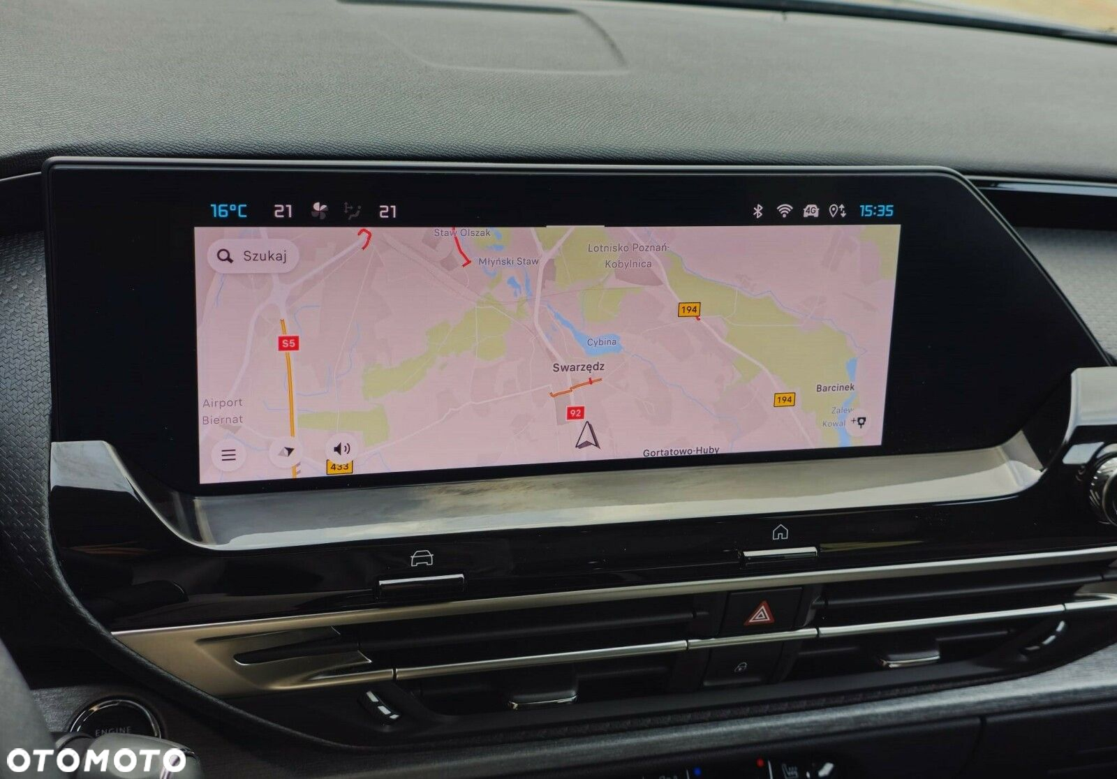 Citroën C5X 1.2 PureTech Shine EAT8 - 19