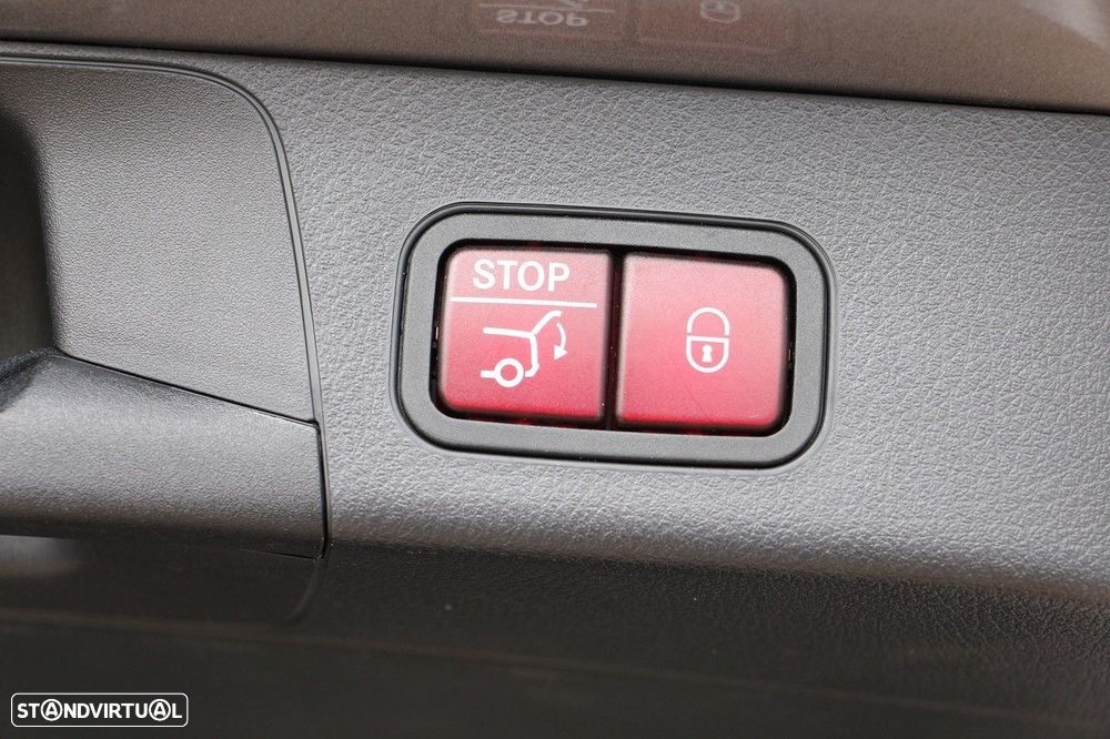 Mercedes-Benz EQB 350 4Matic AMG Line - 11