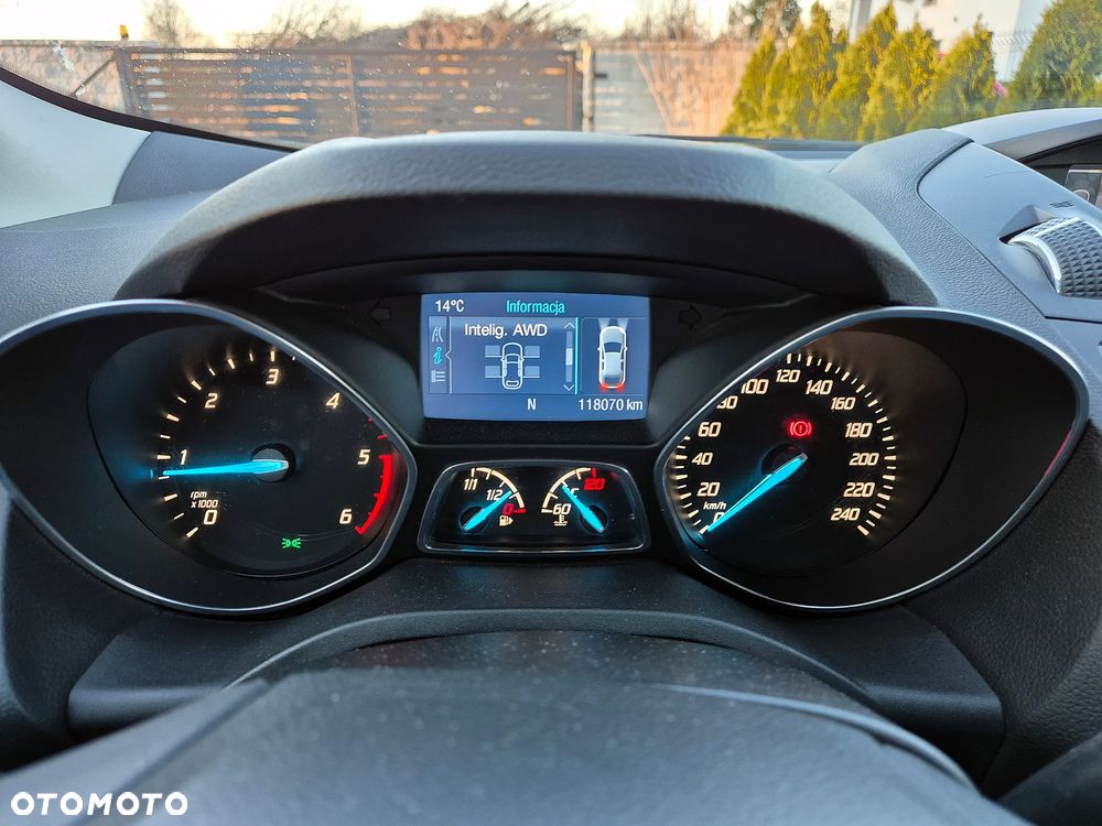 Ford Kuga 2.0 TDCi 4x4 Titanium - 19