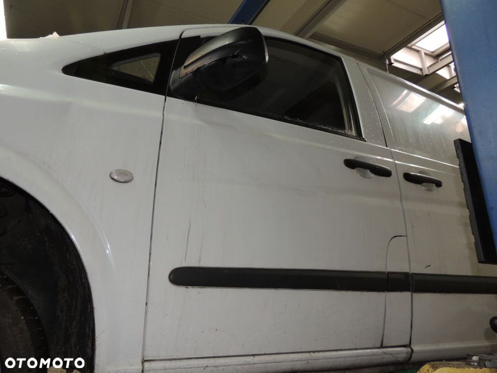 Drzwi lewy przód Mercedes Vito II Lift '12 W639 - 1