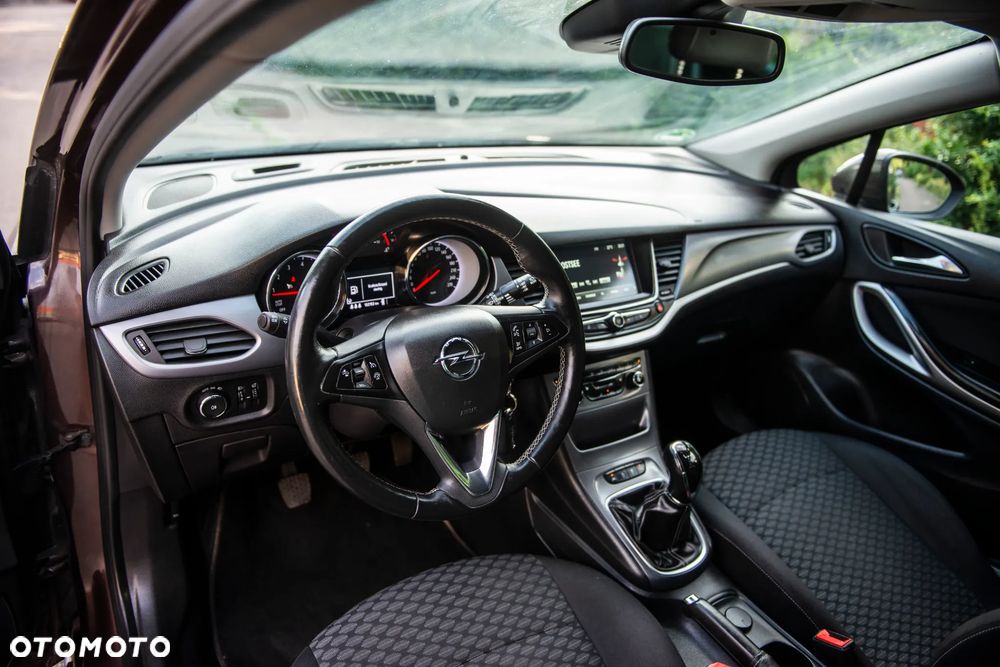 Opel Astra 1.4 Turbo Edition - 19