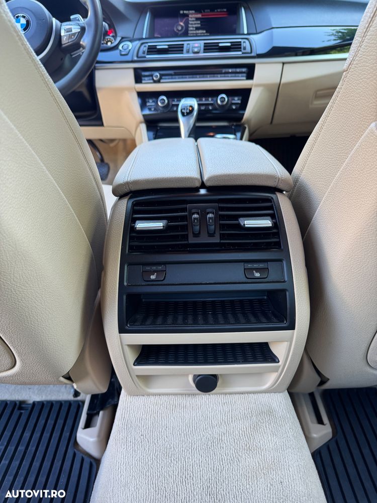 BMW Seria 5 530d xDrive AT - 11