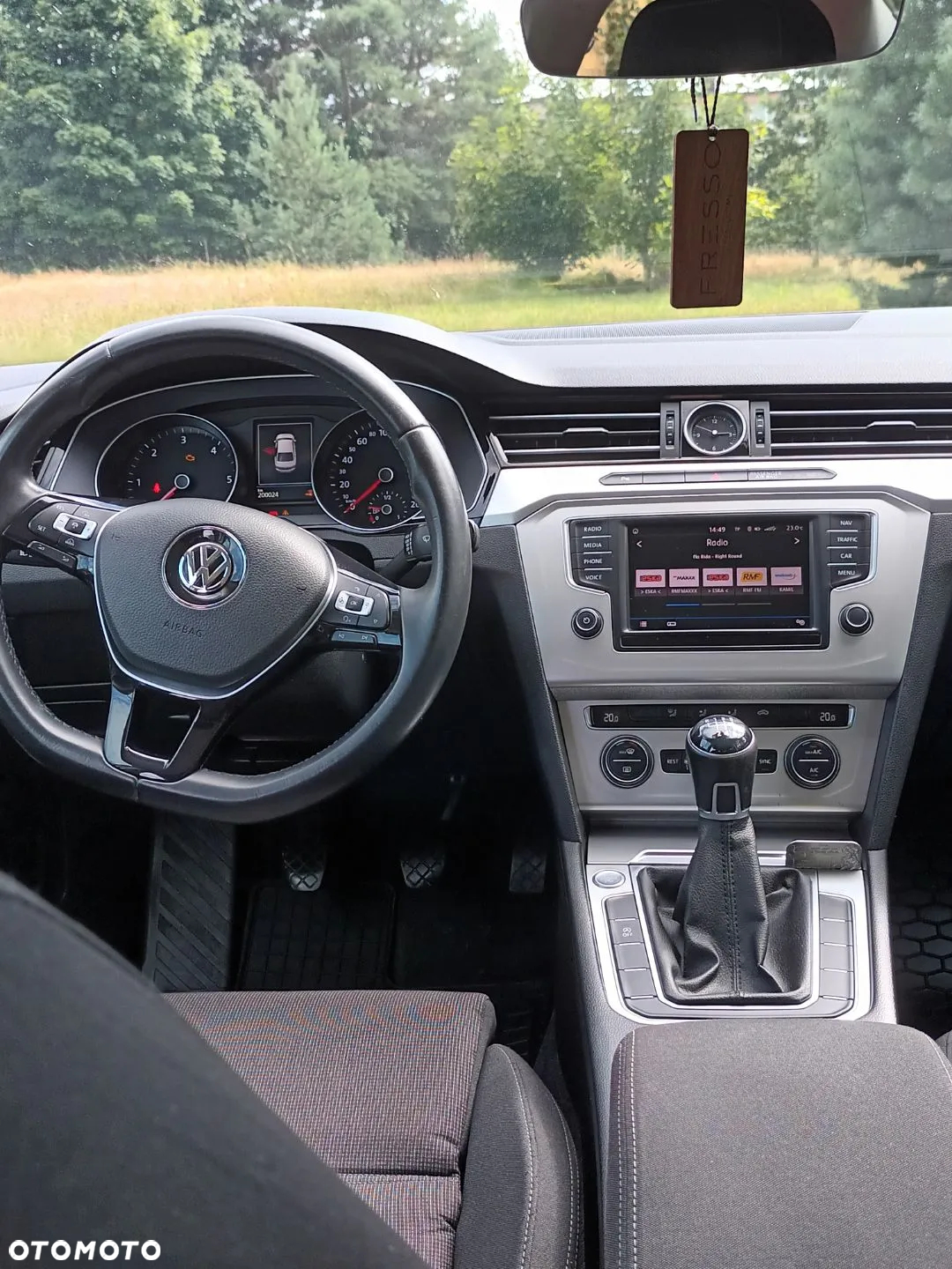 Volkswagen Passat 2.0 TDI BMT Comfortline - 26