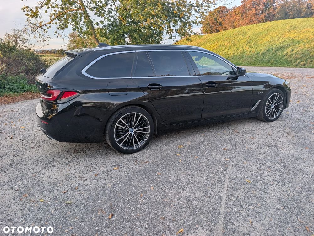 BMW Seria 5 530e Luxury Line - 5