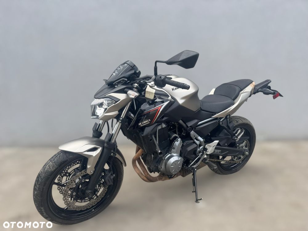 Kawasaki Z 650 - 6