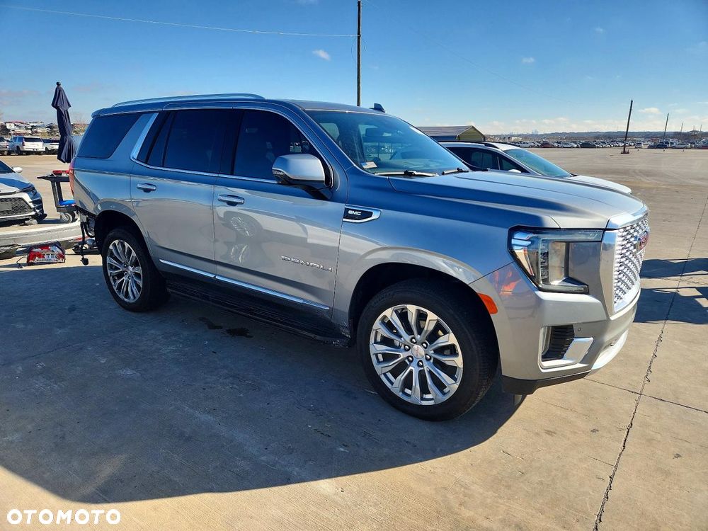 GMC Yukon - 5
