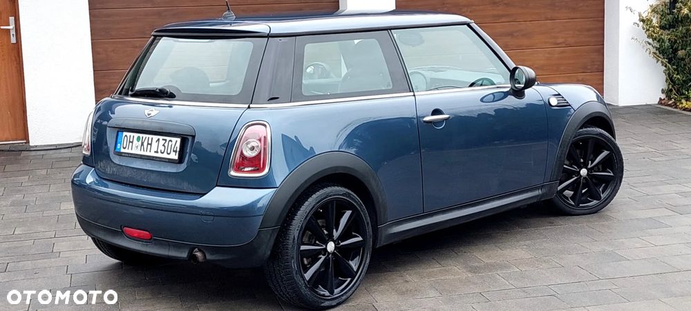 MINI ONE Baker Street - 24