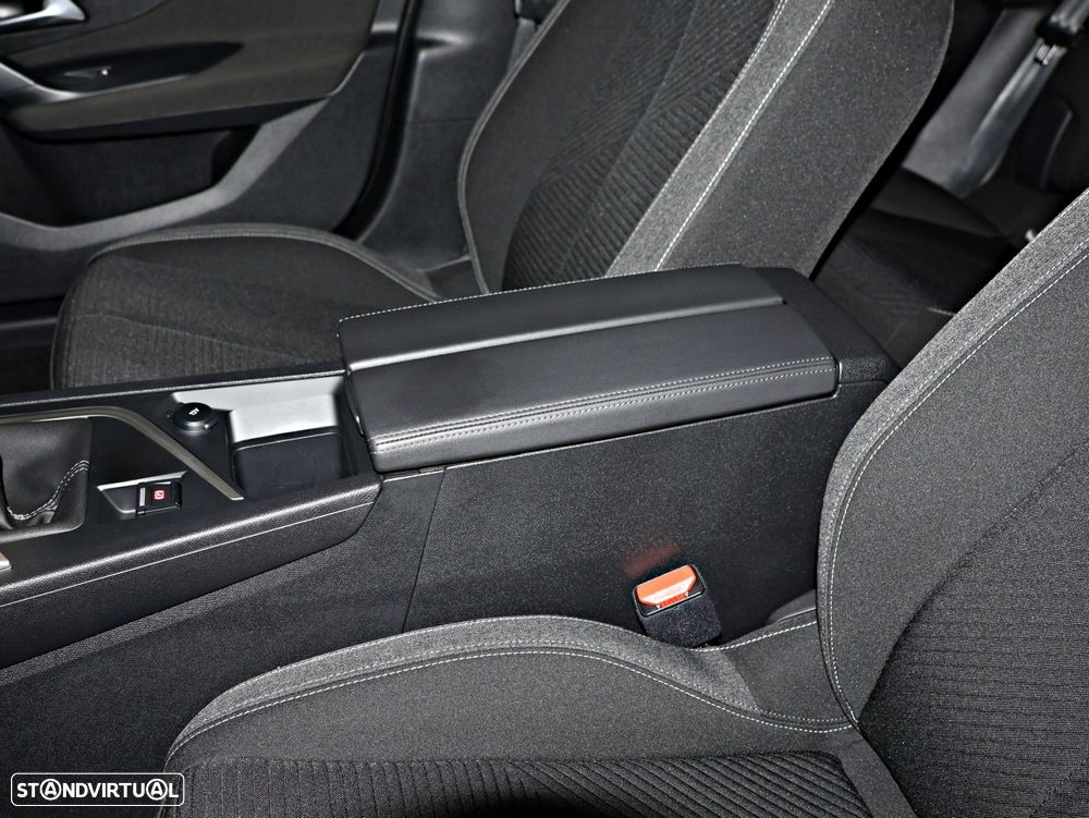 Peugeot 308 1.2 PureTech Active Pack - 57