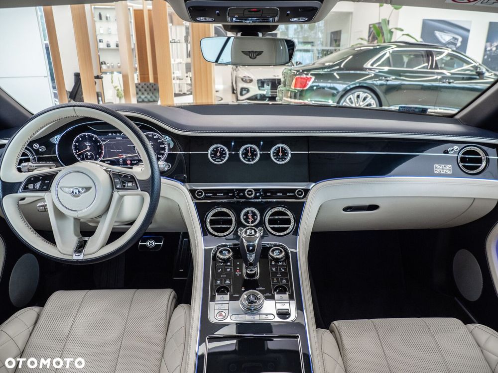 Bentley Continental GT - 14