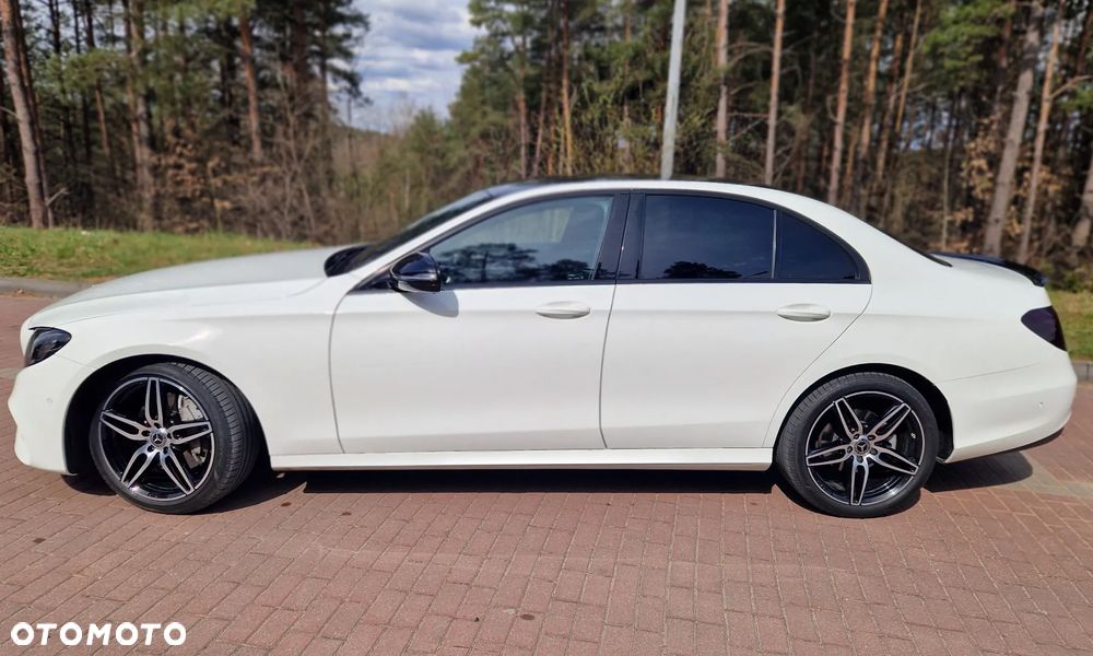 Mercedes-Benz Klasa E 220 d 4-Matic 9G-TRONIC - 7