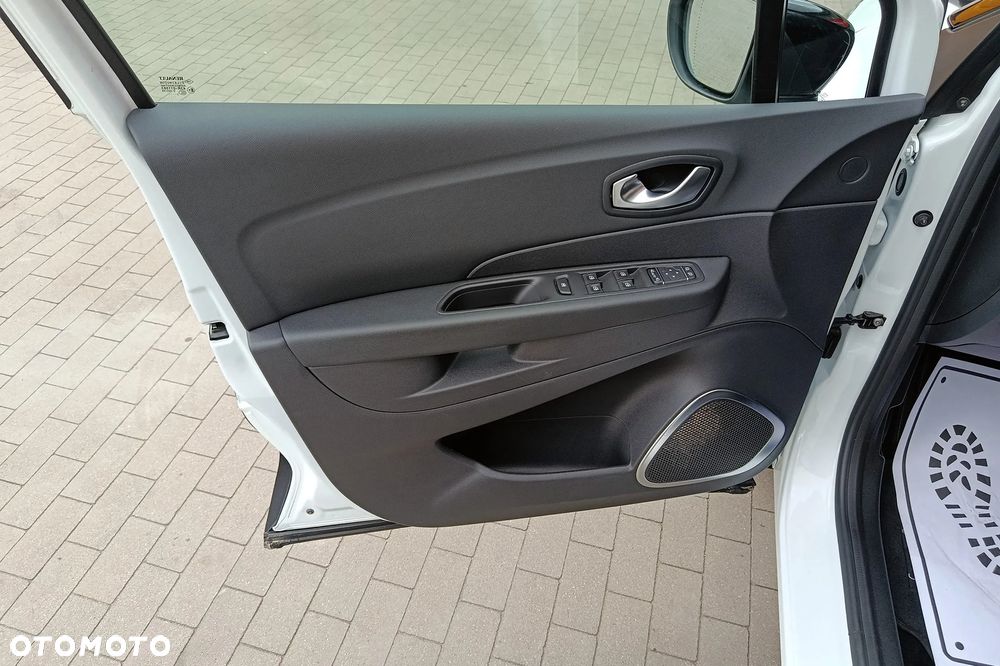 Renault Captur 1.2 TCe Zen EDC - 20