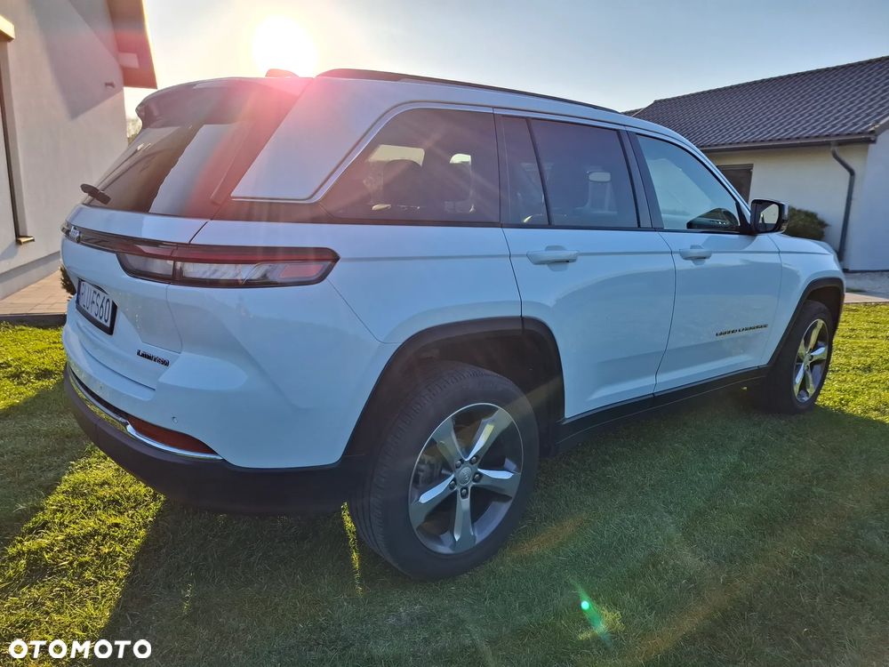 Jeep Grand Cherokee - 9