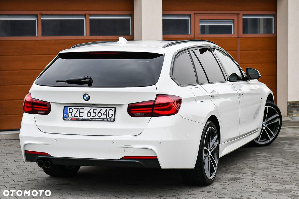 BMW Seria 3 320d xDrive Edition M Sport Shadow - 11