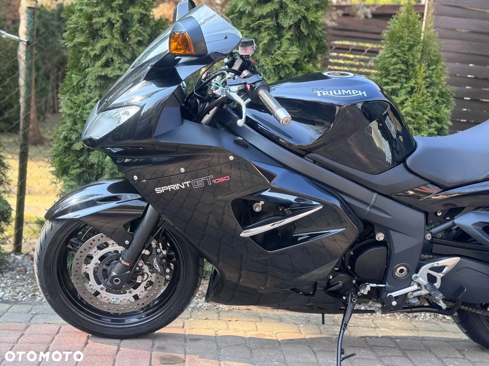 Triumph Sprint - 12