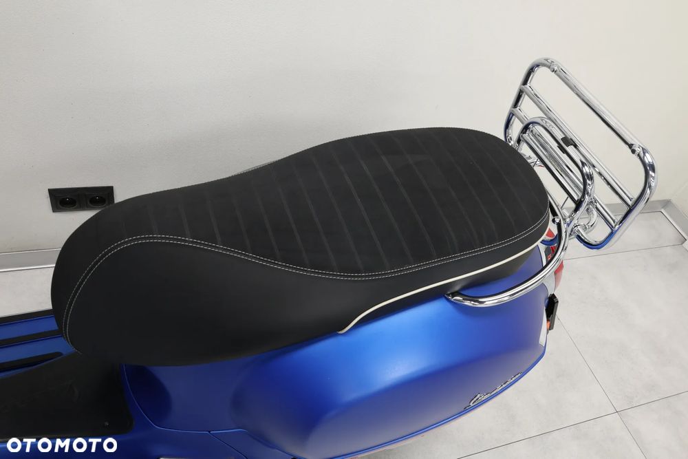 Vespa GTS - 15