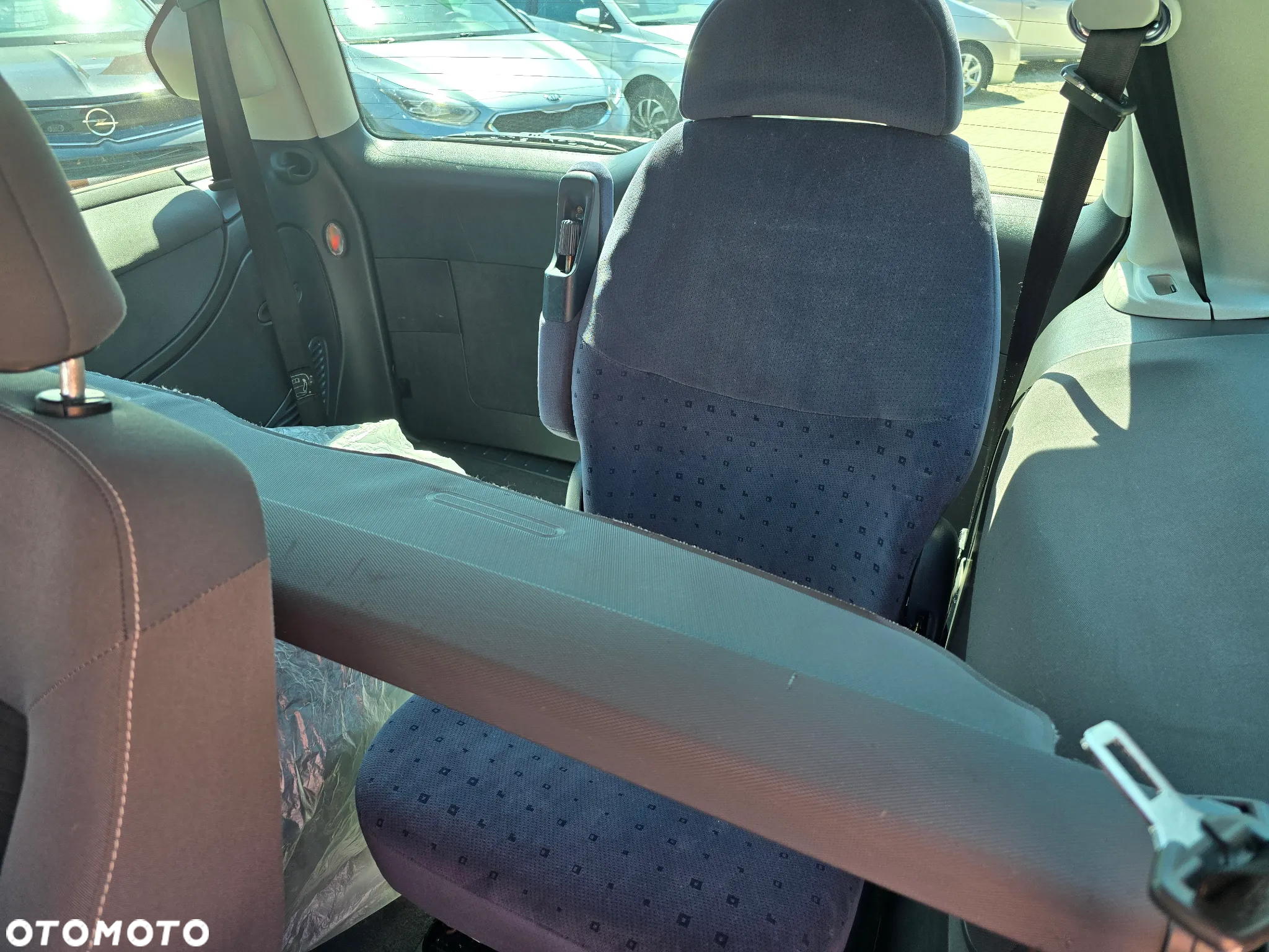 Volkswagen Sharan - 14