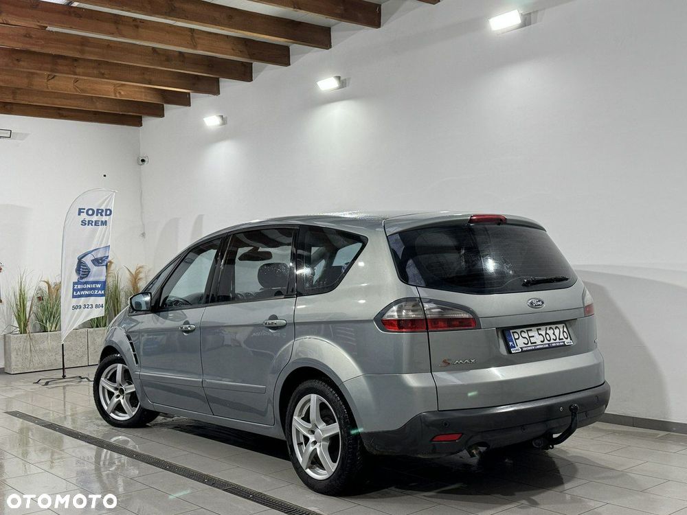Ford S-Max 2.0 TDCi DPF Titanium - 12
