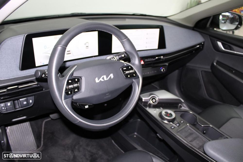 Kia EV6 77,4-kWh — fotografia 12