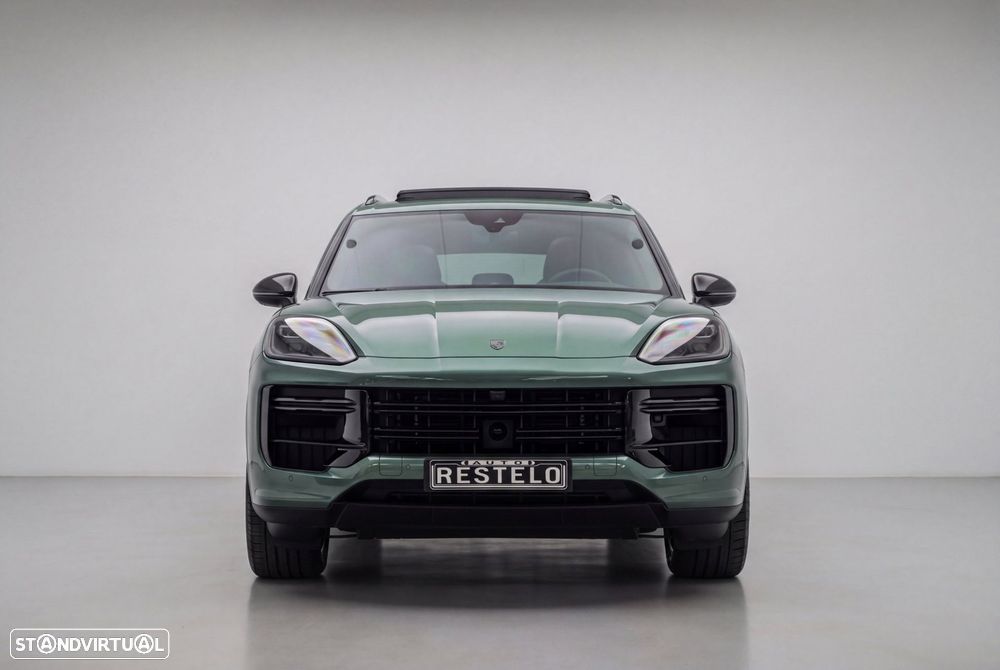 Porsche Cayenne Turbo E-Hybrid Tiptronic S - 2