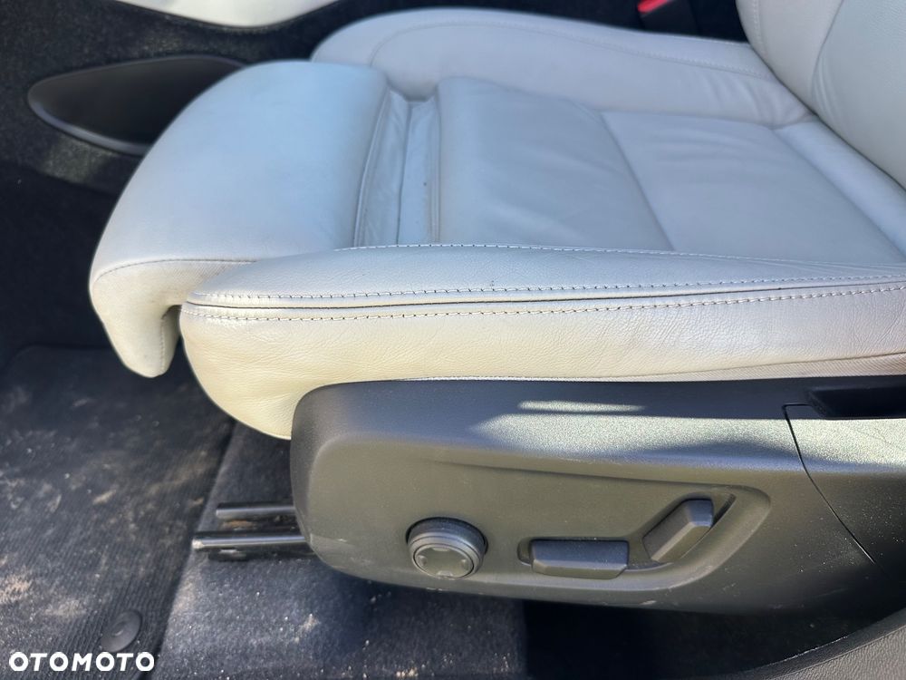 Volvo XC 40 T4 Recharge DKG RDesign Expression - 17