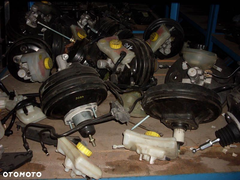 SERWO POMPA HAMULCOWA AUDI A2,A3,A4,A6,A8,TT,Q7 - 1