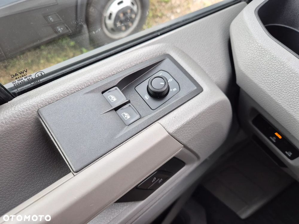 Volkswagen Crafter DSG 4x4 Webasto Faktura VAT Gwarancja - 12
