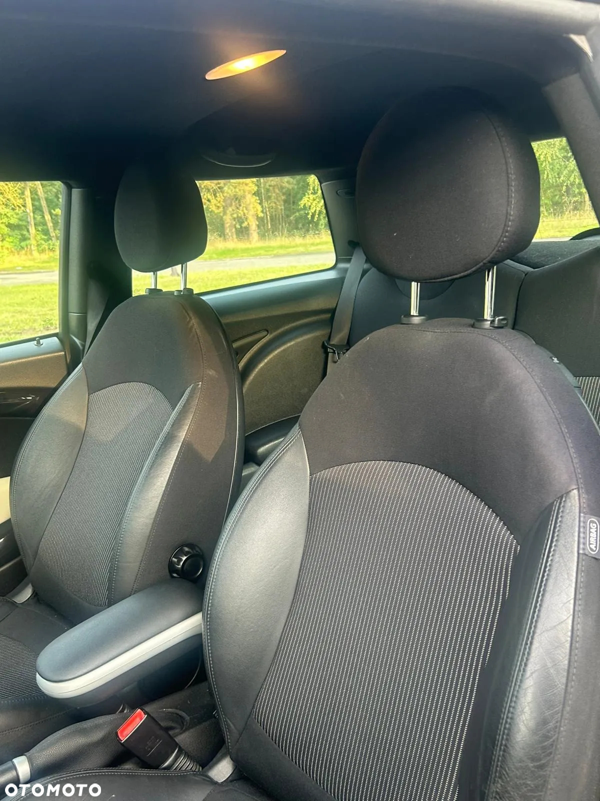 MINI Cooper Standard - 15
