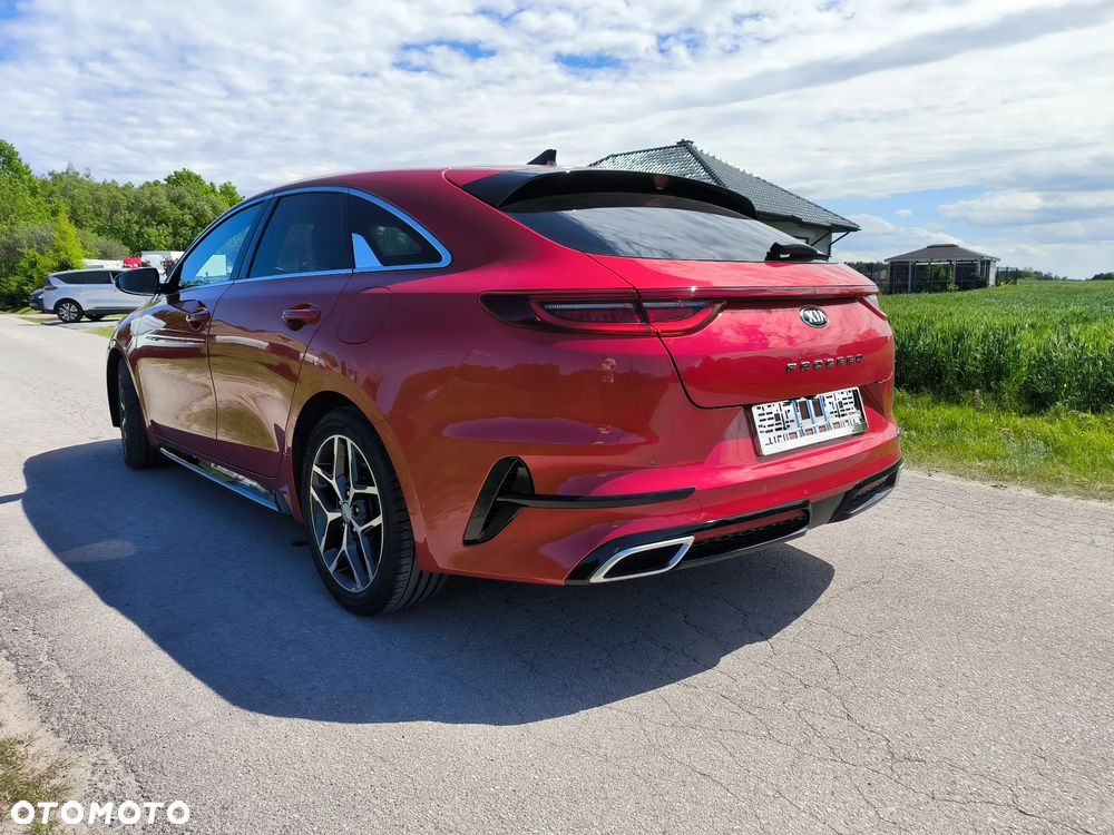 Kia ProCeed - 21
