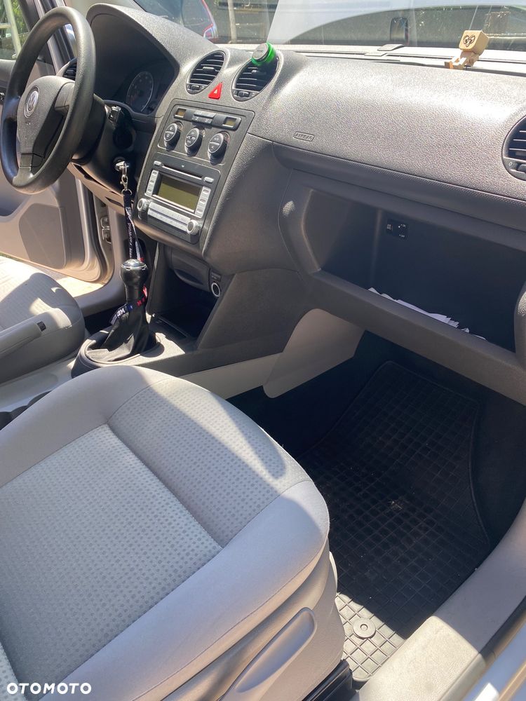 Volkswagen Caddy Life - 18